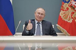 Tổng thống Nga Putin 10 năm ra tay cứu mạng 6 chính trị gia nước ngoài ra sao?