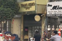 Dân tình đổ xô về shop Trang Nemo để 'xem giải quyết mâu thuẫn', lực lượng chức năng giải tán đám đông