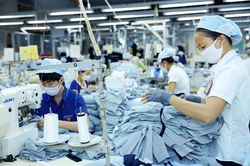 Thị trường lao động 2022: Chìa khóa nào để giữ chân nguồn lao động ?