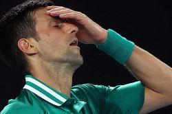Sau Australian Open, Djokovic có thể bị cấm dự Roland Garros