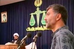 'Sát nhân nhện' - Kẻ giết người hàng loạt gây tranh cãi tại Iran