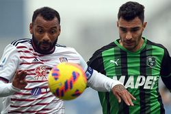 Soi kèo nhà cái Sassuolo vs Cagliari. Nhận định, dự đoán bóng đá Ý (23h30, 19/1)