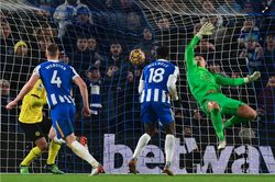 Ziyech lập siêu phẩm, Chelsea vẫn hòa thất vọng trước Brighton
