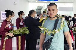 Mở cửa trở lại từ 1/5 để cứu ngành du lịch