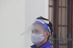 Lừa 'chạy' liên thông đại học, chiếm đoạt gần 1 tỷ đồng