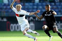 Soi kèo nhà cái Genoa vs Udinese. Nhận định, dự đoán bóng đá Serie A (21h00, 22/1)