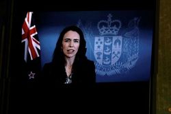Tuân thủ hạn chế tụ tập, Thủ tướng New Zealand dừng lễ cưới của mình