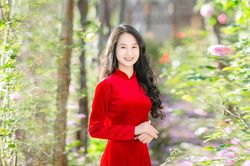 Áo dài đón Tết