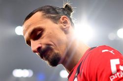 Ibrahimovic rời sân sớm trong trận hòa của Milan và Juventus