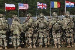 NATO tuyên bố gửi thêm máy bay và tàu chiến tới Đông Âu