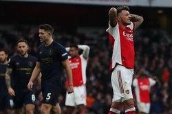 Arsenal 0-0 Burnley: Pháo thủ hòa bất lực, fan MU mừng thầm