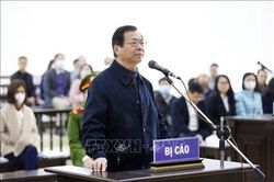 Ông Vũ Huy Hoàng được giảm 1 năm tù
