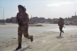 Lực lượng người Kurd siết chặt vòng vây nhà tù bị IS kiểm soát ở Syria