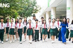Đồng lòng vượt khó dạy tốt