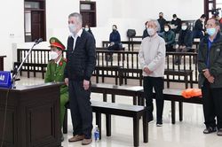 Ông Vũ Huy Hoàng được giảm án 1 năm tù trong phiên phúc thẩm