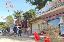 Tre xanh ồ ạt về phố, phục vụ nhu cầu dựng cây nêu đón Tết