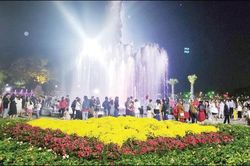 Kinh tế Xây dựng - Giao thông Rực rỡ hội vui xuân