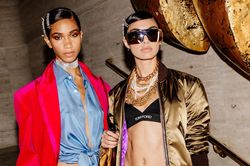 Tom Ford hủy show thời trang