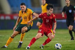 HLV tuyển Australia: 'Chúng tôi sẽ chơi áp đặt trước Việt Nam'