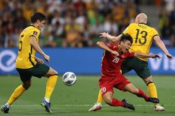 Chấm điểm cầu thủ Việt Nam sau trận thua Australia