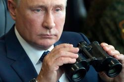 Động thái khác thường của ông Putin