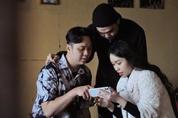 Yêu quê hương bằng cách riêng
