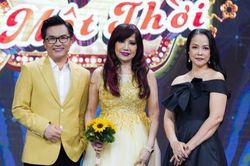 Danh ca Bảo Yến chạy show bằng…xích lô, trải lòng về mối tình với ông xã Quốc Dũng