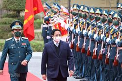 Thủ tướng thăm cán bộ, chiến sỹ Quân chủng Phòng không-Không quân