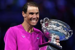 Canh bạc giúp Nadal giành Grand Slam thứ 21