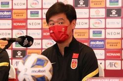 Thua 1-3 trước đội tuyển Việt Nam, HLV đội tuyển Trung Quốc xin lỗi cổ động viên nhà