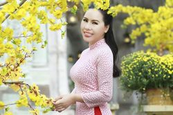 Gợi ý chọn áo dài du xuân