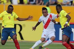 Soi kèo nhà cái Peru vs Ecuador. Nhận định, dự đoán bóng đá vòng loại World Cup 2022 (09h00, 2/2)