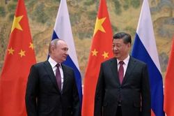 Ông Putin và ông Tập thể hiện mặt trận đoàn kết khi căng thẳng gia tăng với phương Tây