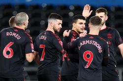 Soi kèo nhà cái Southampton vs Coventry. Nhận định, dự đoán bóng đá Anh (22h00, 5/2)