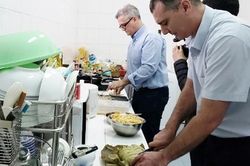 Những bác sĩ Cuba đón Tết trên đất Việt
