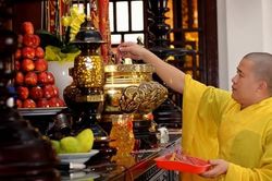 Mở hàng khai trương đầu năm Nhâm Dần 2022: Ngày giờ tốt và những điều cần lưu ý