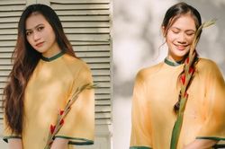 9X xinh đẹp lưu giữ nắng Huế với áo dài vàng rực rỡ
