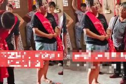Cô dâu giở chứng mặc quần đùi, mang dép lê 'bái đường thành thân', câu nói đầy thách thức khiến dân mạng chỉ trích: Tự bôi tro trát trấu vào mình!