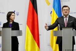 Đức ra tuyên bố mạnh mẽ với cả Nga và Ukraine, đổ thêm quân tới sườn Đông NATO