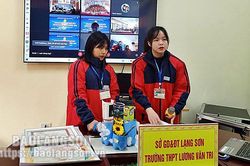 Sáng tạo Khoa học kỹ thuật trong nhà trường: Tăng về lượng và chấtTin khácTiếp tục siết chặt kỷ cương, tăng cường trách nhiệm, quyết liệt hành động, sáng tạo bứt pháPhát huy tiềm năng, lợi thế, khắc phục khó khăn thực hiện thắng lợi nhiệm vụ năm 2022