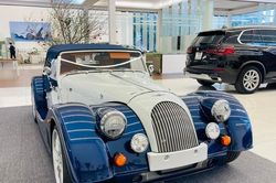 Morgan giá gần chục tỷ, chiếc xe lạc hậu nhất mà Cường đô la tậu chơi Tết