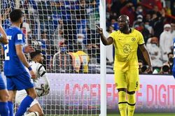 Lukaku giải cơn khát ghi bàn, Chelsea nhọc nhằn hạ đội bóng châu Á