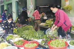 Đi chợ đầu năm