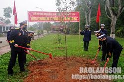 Tiểu đoàn 151, Vùng 1 Hải quân: Chung tay 'Vì một Việt Nam xanh'Tin khácTiếp tục siết chặt kỷ cương, tăng cường trách nhiệm, quyết liệt hành động, sáng tạo bứt pháPhát huy tiềm năng, lợi thế, khắc phục khó khăn thực hiện thắng lợi nhiệm vụ năm 2022