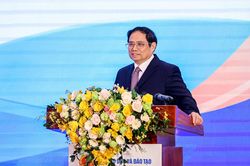 Thủ tướng Phạm Minh Chính: Chăm sóc sức khỏe trẻ em là ưu tiên hàng đầu nhằm nâng cao chất lượng giống nòi