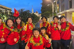 Ngày về Thành phố mang tên Bác đầy ấm áp của các nữ tuyển thủ Việt Nam