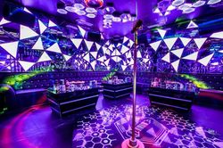 TT-Huế nới lỏng thêm các biện pháp phòng dịch, cho mở lại karaoke, massage