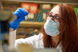 Nhà khoa học sáng chế loại vắc xin Covid-19 đặc biệt được đề cử giải Nobel