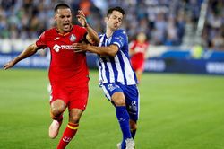 Soi kèo nhà cái Alaves vs Valencia. Nhận định, dự đoán bóng đá La Liga (20h00, 13/2)