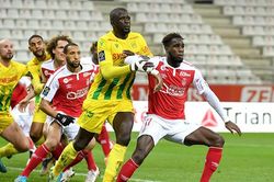 Soi kèo nhà cái Nantes vs Reims. Nhận định, dự đoán bóng đá Ligue 1 (21h00, 13/2)